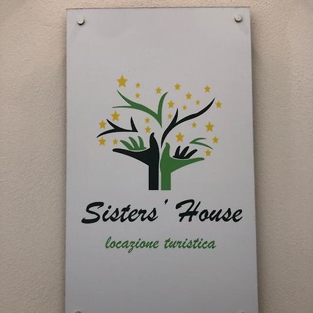 Sisters' House Lägenhet Bari Exteriör bild